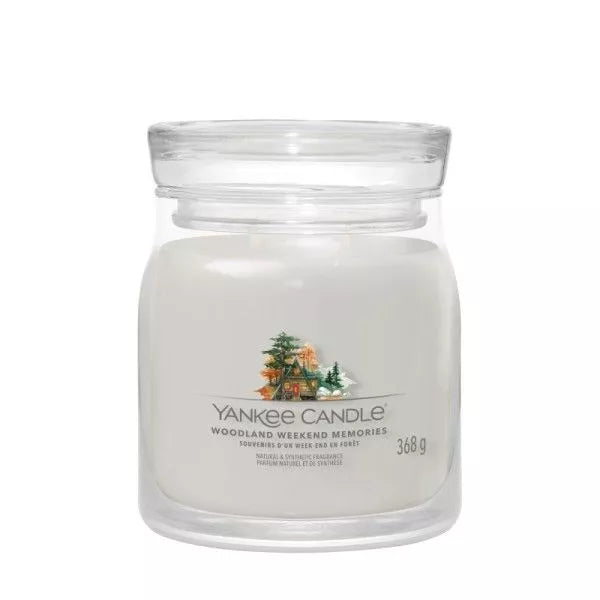 WOODLAND WEEKEND MEMORIES -Signature - Yankee Candle-  cottage gateway - Giara Media